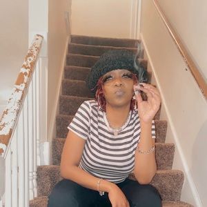 Meet your Posher, Jasmine